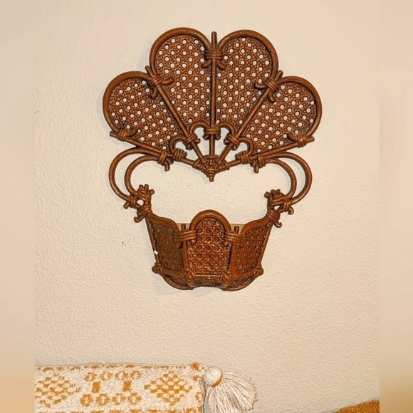 Planter Pocket Brown Wicker - Picture 1 of 9